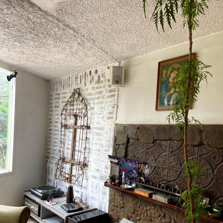 Hostal Casa Las Tias Медельин Экстерьер фото